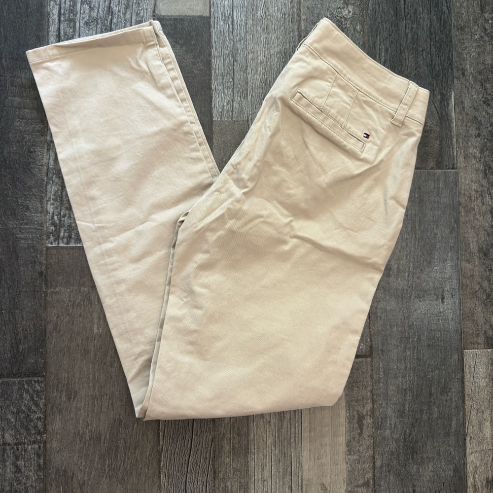 Woman’s Tommy Hilfiger cargo pants